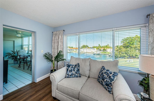 4725 Cove Cir Unit 211, Saint Petersburg, FL 33708 - photo 7