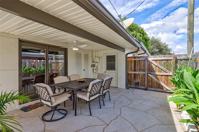 view of patio with ceiling fan