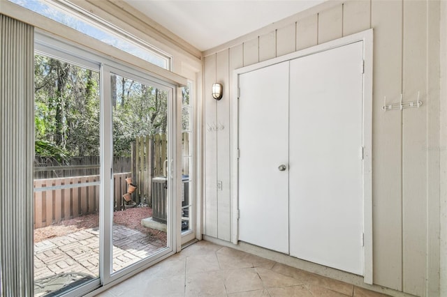 entryway featuring plenty of natural light