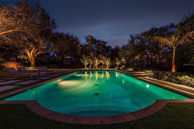 view of swimming pool