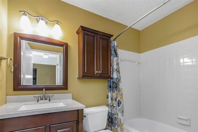 full bathroom featuring vanity, shower / bathtub combination with curtain, a textured ceiling, and toilet