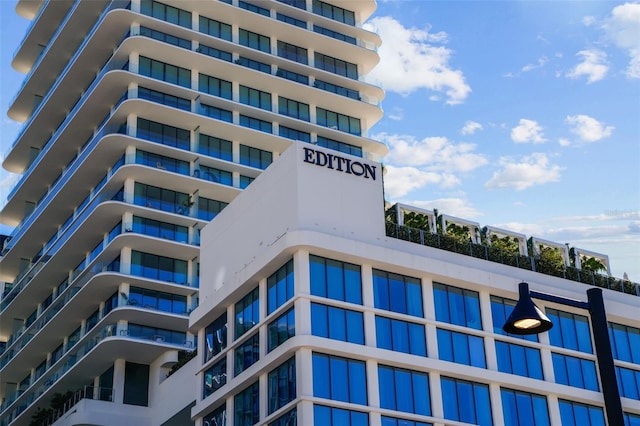 1000 Water St Unit 1002, Tampa, FL 33602 - view of building exterior