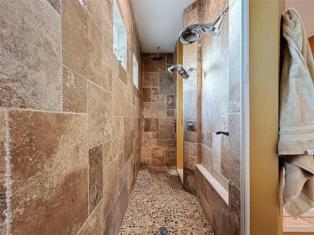 13653 Heritage Way, Sarasota, FL 34240 - bathroom with tiled shower