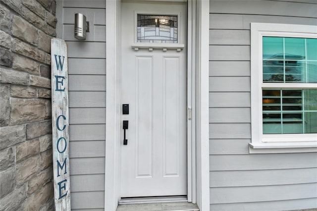 view of property entrance