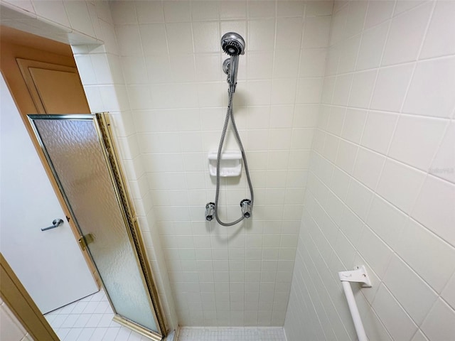 bathroom featuring walk in shower