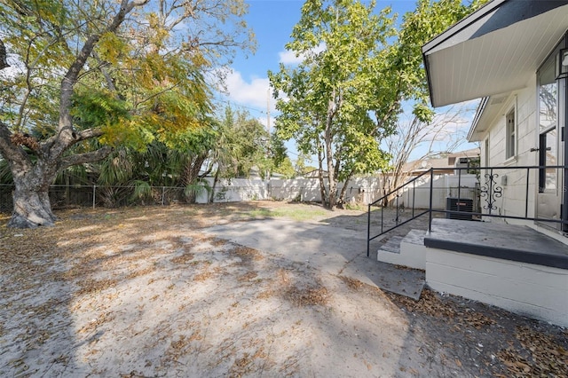 view of yard with a patio