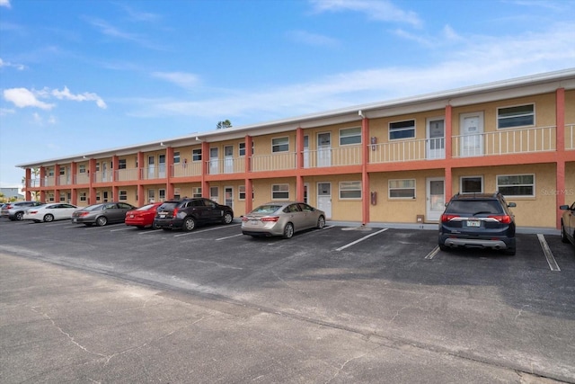8565 W Gulf Blvd Unit 17S, Treasure Island, FL 33706 - view of property with uncovered parking