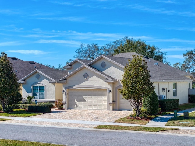 view of front facade with a garage