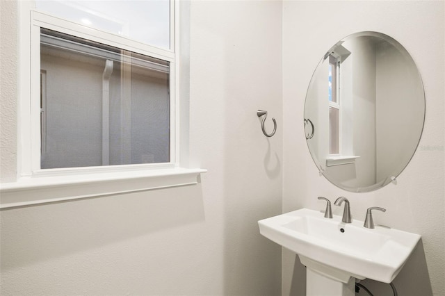 bathroom with sink