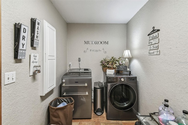 washroom with cabinets