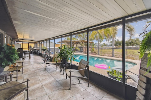 view of sunroom / solarium