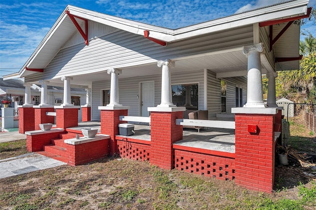 view of front facade featuring covered porch