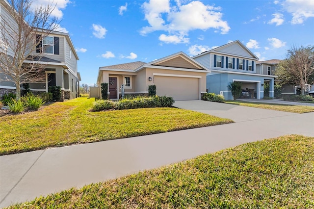 view of front of property with a front lawn