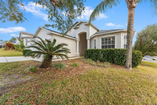 view of front of house with a front yard