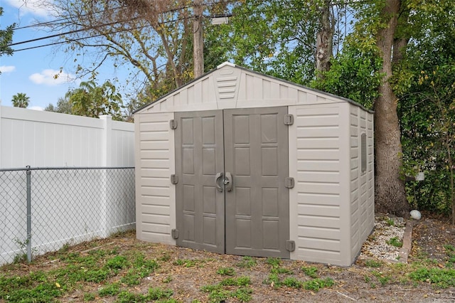 view of outbuilding