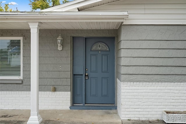 view of entrance to property