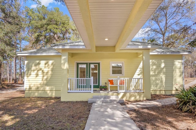 view of front of home featuring a porch