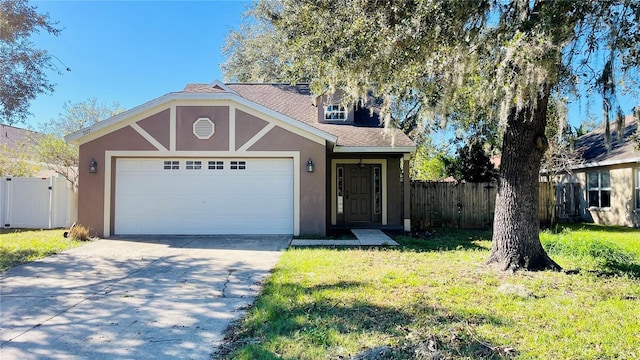 view of front of home with a front lawn