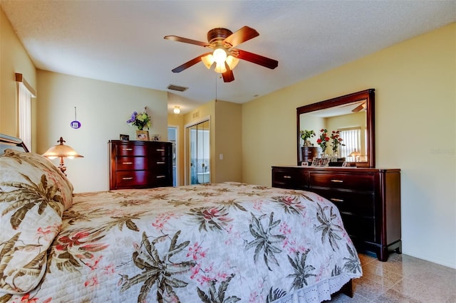 bedroom with ceiling fan