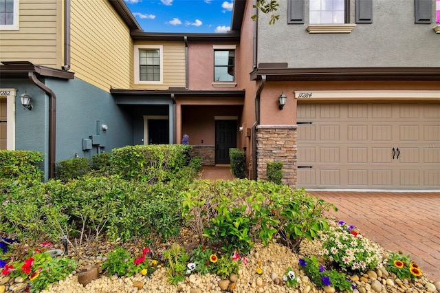 view of front of home with a garage