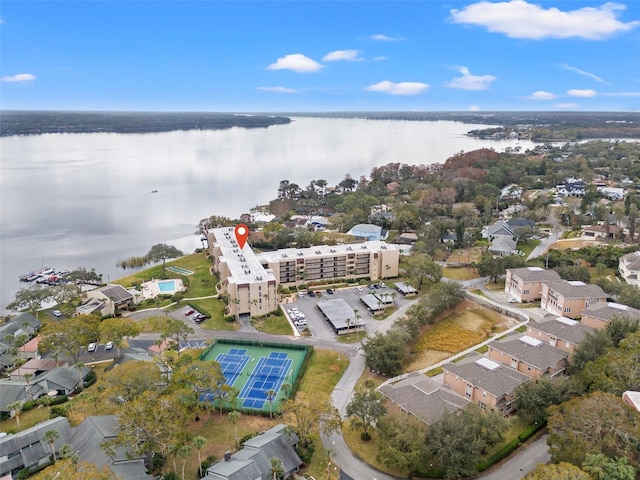 bird's eye view with a water view