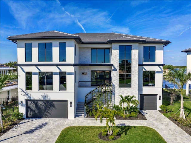 2081 Michigan Ave NE, Saint Petersburg, FL 33703 - photo 3