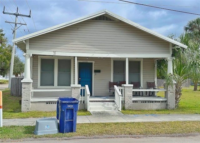 bungalow-style house with covered porch