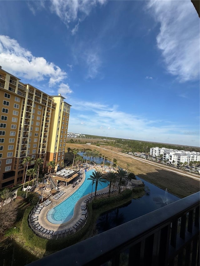 view of swimming pool