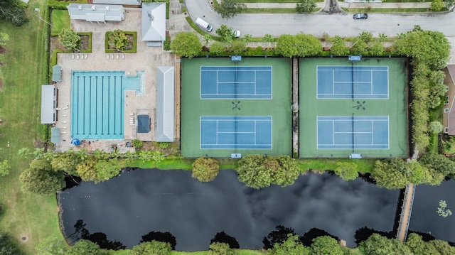 bird's eye view with a water view