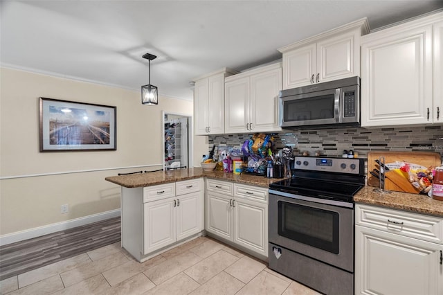651 SW Blvd N, Saint Petersburg, FL 33703 - photo 10
