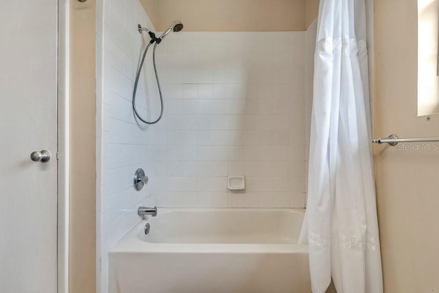 full bathroom featuring shower / tub combo