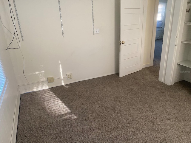 unfurnished bedroom with carpet flooring