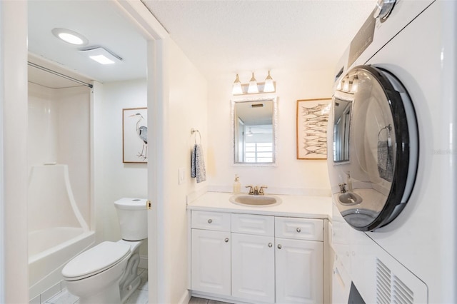 full bathroom featuring vanity, toilet, and shower / bath combination