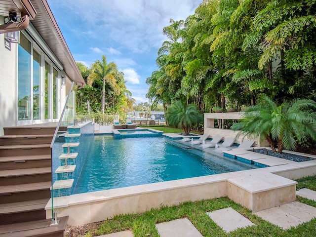 view of swimming pool