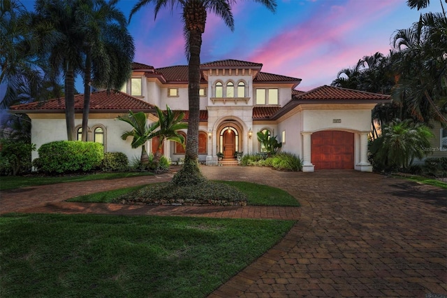 1097 Eden Isle Dr NE, Saint Petersburg, FL 33704 - photo 2