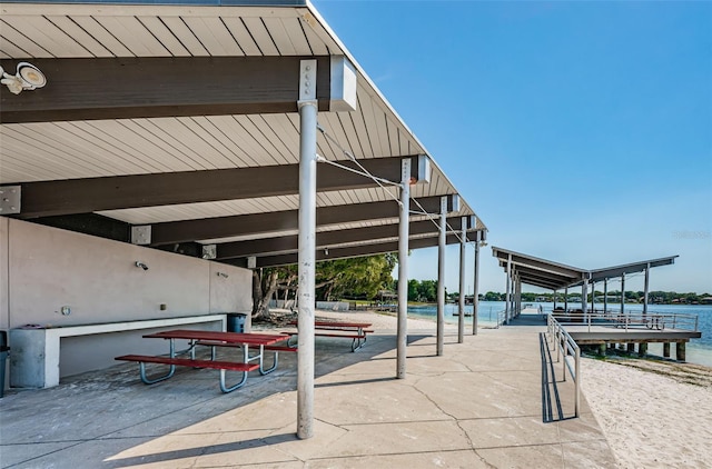 view of property's community featuring a water view