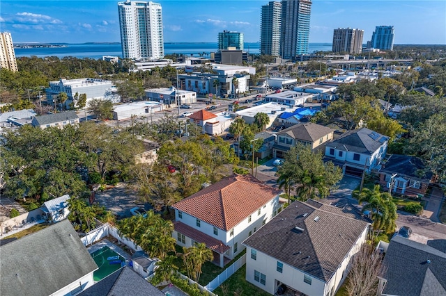 bird's eye view featuring a water view