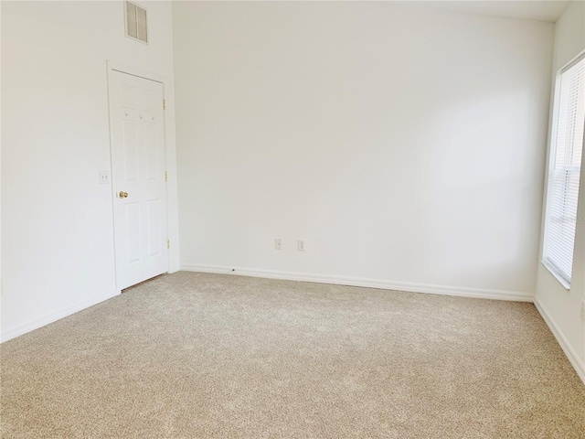 view of carpeted spare room