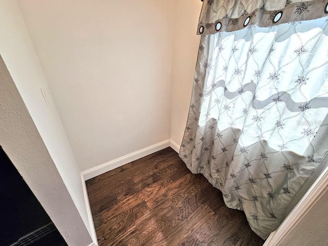 room details with hardwood / wood-style flooring