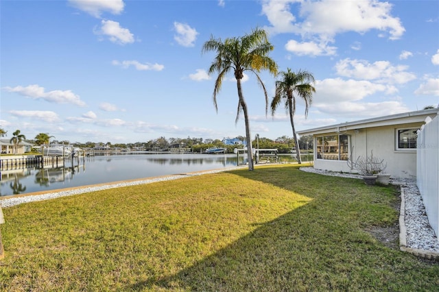 view of yard featuring a water view