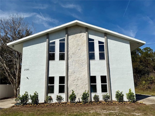 view of home's exterior