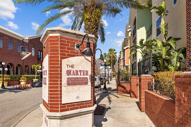 view of community / neighborhood sign