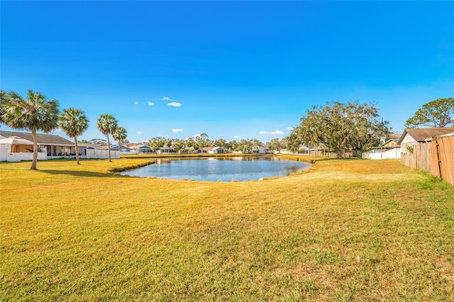 view of yard featuring a water view