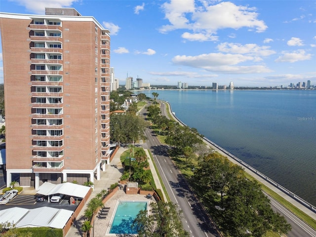 Listing photo 2 for 4015 Bayshore Blvd Unit 9D, Tampa FL 33611