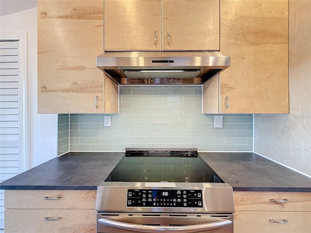 kitchen with tasteful backsplash, extractor fan, light brown cabinets, and stainless steel electric range oven