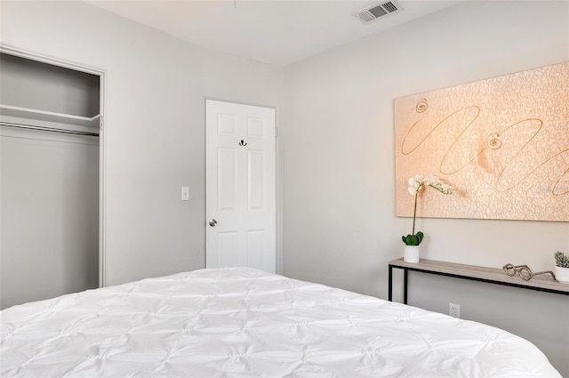 bedroom with a closet