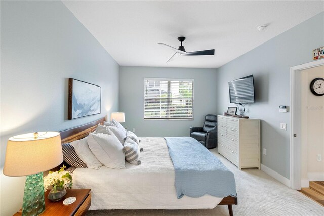 bedroom featuring ceiling fan