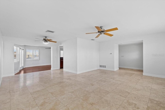 empty room with ceiling fan