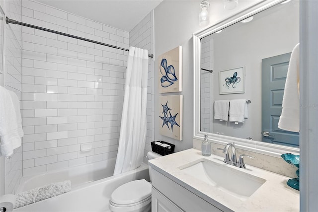 full bathroom with shower / tub combo with curtain, vanity, and toilet