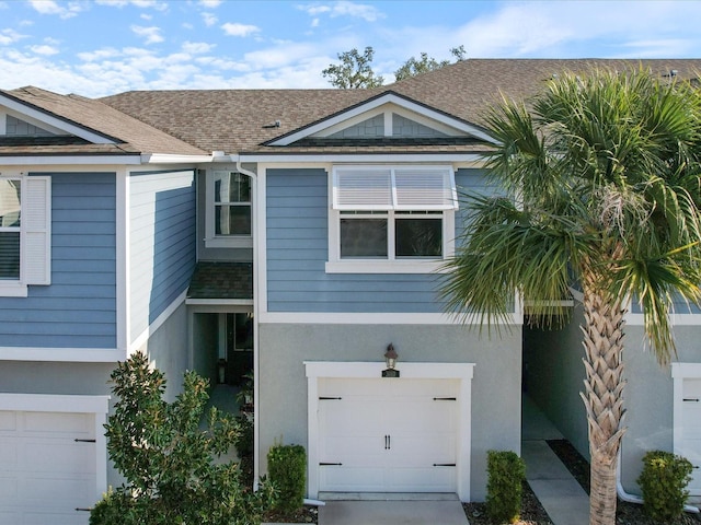 view of front facade with a garage